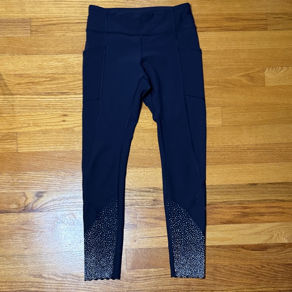 Lululemon Tight Stuff Tight Reflective Navy Blue Size 4 RARE